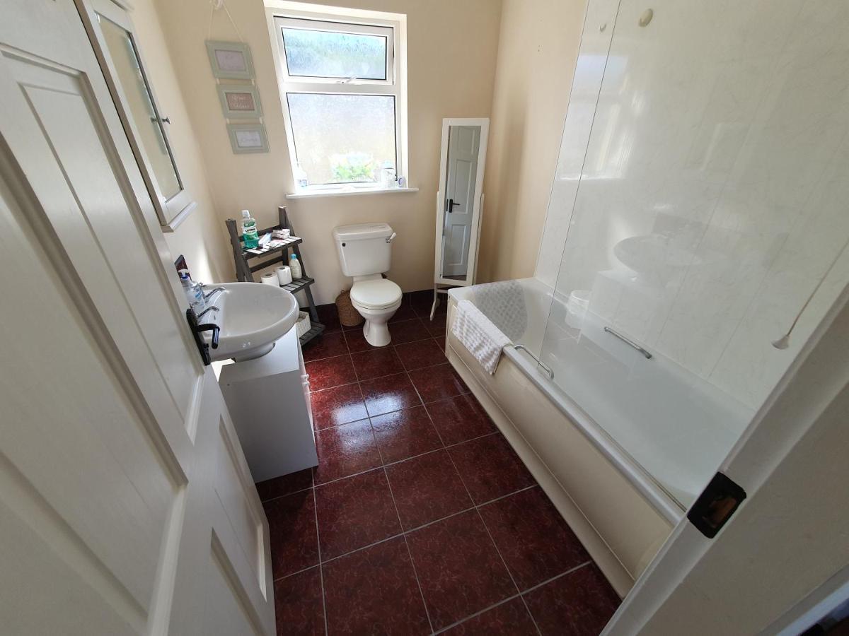 Quiet 2-Bedroom Buncrana Home Экстерьер фото